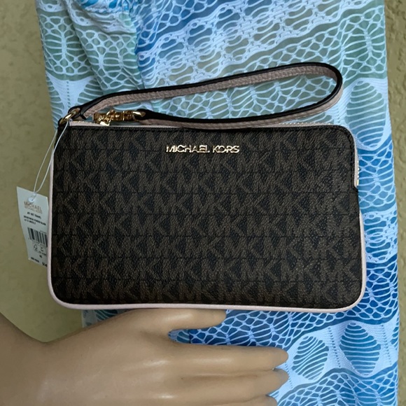 Michael Kors Jet Set Travel Large Top Zip Signature Wristlet Clutch - Picture 16 of 16